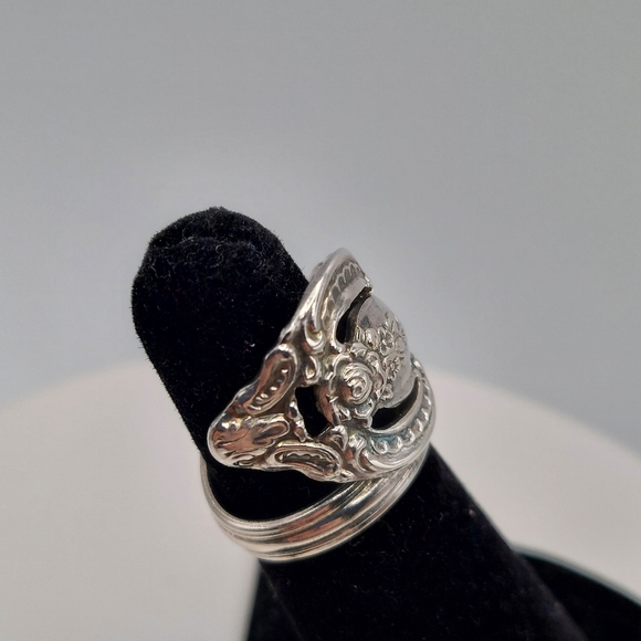 Vintage Spoon Ring Rosebud pattern sz 4.5 adjustable. - Picture 2 of 11